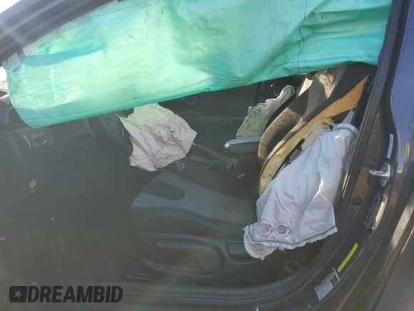 2019 Hyundai Veloster 2.0 с VIN KMHTG6AFXKU018348, выставлен на аукционе Copart как лот 76933214 с пробегом 45 387 миль миль и На запчасти • Non repairable. История ставок и продаж доступна на DreamBid. Изображение 7.