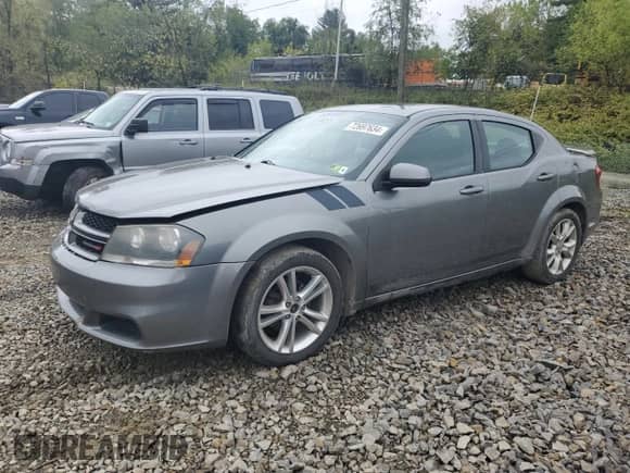 2012 Dodge Avenger R/T z VIN 1C3CDZBG6CN212459, wystawiony jako Copart lot #72697634 z przebiegiem 141 305 mil mil oraz Szkoda całkowita • Salvage title. Historia ofert i sprzedaży dostępna na DreamBid. Obrazek 1.