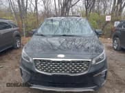 ✅ 2019 Kia Sedona EX • VIN: KNDMC5C14K6538470 • Lot: 43811636. Wystawiony na IAAI z przebiegiem 104 180 mil. Bezpłatny archiwum sprzedaży aukcyjnych z USA i szczegółowy raport historii pojazdu na DreamBid. Zdjęcie 6.