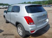 ✅ 2022 Chevrolet Trax LS • VIN: KL7CJNSM2NB544614 • Лот: 42566769. Опубликован ранее на IAAI с пробегом 18 333 миль. Бесплатный доступ к архиву аукционных продаж из США и подробный отчёт об истории автомобиля на DreamBid. Изображение 3.
