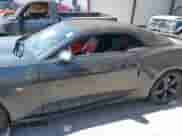 2017 Chevrolet Camaro 2SS z VIN 1G1FH3D76H0122250, wystawiony jako IAAI lot #43434570 z przebiegiem 70 150 mil mil oraz . Historia ofert i sprzedaży dostępna na DreamBid. Obrazek 13.