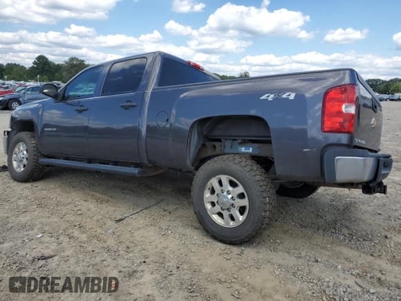 ✅ 2011 Chevrolet Silverado 2500HD LT • VIN: 1GC1KXCG7BF228898 • Lot: 69681355. Listed on Copart with 239,177 mi. Free auction sales archive from the USA and detailed vehicle history report at DreamBid. Image 2.