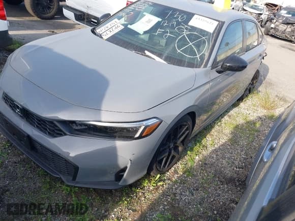 ✅ 2025 Honda Civic Sport • VIN: 2HGFE2F5XSH539221 • Lot: 43325621. Listed on IAAI with 11,878 mi. Free auction sales archive from the USA and detailed vehicle history report at DreamBid. Image 2.