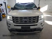 ✅ 2017 Ford Explorer XLT • VIN: 1FM5K8DH1HGD94394 • Lot: 87002015. Wystawiony na Copart z przebiegiem 129 054 mil. Bezpłatny archiwum sprzedaży aukcyjnych z USA i szczegółowy raport historii pojazdu na DreamBid. Zdjęcie 5.