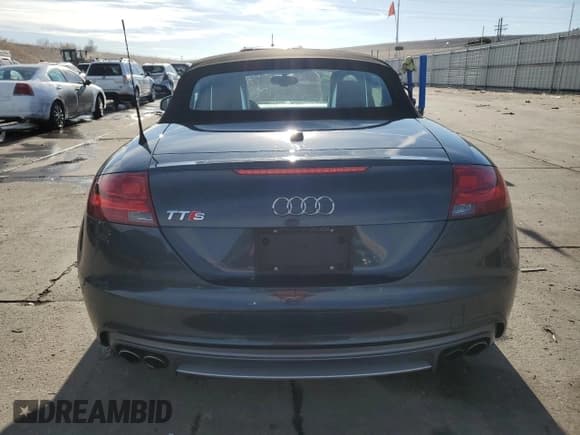 ✅ 2009 Audi TTS Prestige • VIN: TRUWF38J491015590 • Лот: 81811914. Опубликован ранее на Copart с пробегом 108 975 миль. Бесплатный доступ к архиву аукционных продаж из США и подробный отчёт об истории автомобиля на DreamBid. Изображение 6.