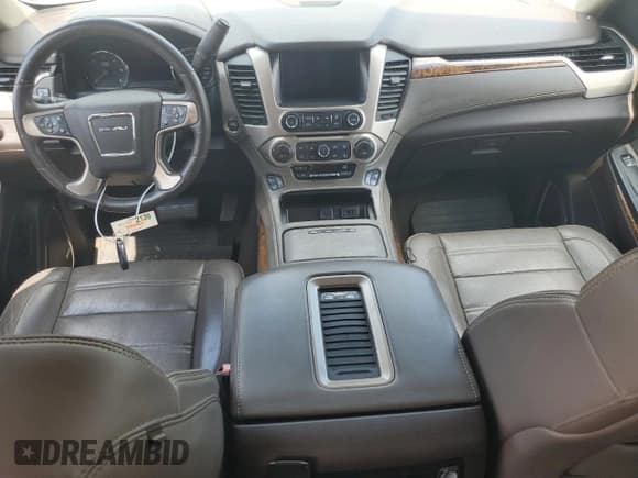 ✅ 2015 GMC Yukon Denali • VIN: 1GKS1CKJ5FR647130 • Lot: 81473705. Listed on Copart with 144,782 mi. Free auction sales archive from the USA and detailed vehicle history report at DreamBid. Image 8.