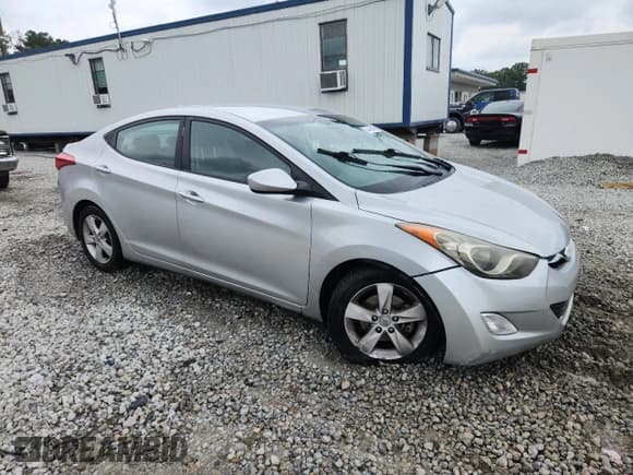 ✅ 2013 Hyundai Elantra GLS • VIN: KMHDH4AE6DU990853 • Lot: 84446465. Listed on Copart with 129,632 mi. Free auction sales archive from the USA and detailed vehicle history report at DreamBid. Image 4.