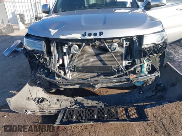 ✅ 2015 Jeep Grand Cherokee Overland • VIN: 1C4RJFCG5FC157188 • Лот: 43490640. Опубликован ранее на IAAI с пробегом 187 946 миль. Бесплатный доступ к архиву аукционных продаж из США и подробный отчёт об истории автомобиля на DreamBid. Изображение 6.