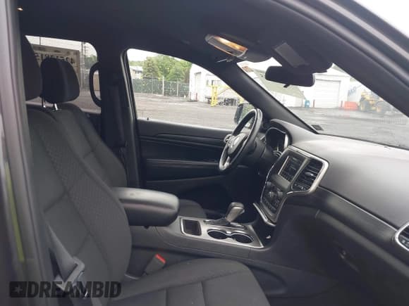 ✅ 2019 Jeep Grand Cherokee Upland • VIN: 1C4RJFAG3KC767765 • Lot: 42513815. Listed on IAAI with 107,917 mi. Free auction sales archive from the USA and detailed vehicle history report at DreamBid. Image 5.