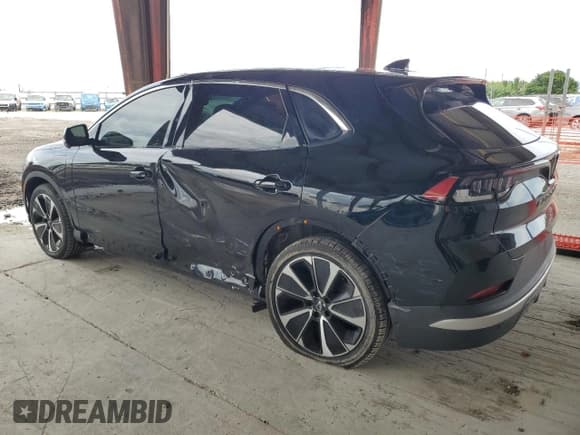 ✅ 2024 VinFast VF 8 Plus • VIN: RLLV1AFA2RH004354 • Лот: 81304075. Опубликован ранее на Copart с пробегом 10 821 миль. Бесплатный доступ к архиву аукционных продаж из США и подробный отчёт об истории автомобиля на DreamBid. Изображение 2.