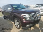 ✅ 2020 Chevrolet Suburban Premier • VIN: 1GNSCJKC1LR204889 • Lot: 74912994. Wystawiony na Copart z przebiegiem 48 046 mil. Bezpłatny archiwum sprzedaży aukcyjnych z USA i szczegółowy raport historii pojazdu na DreamBid. Zdjęcie 4.