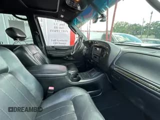 ✅ 2002 Lincoln Blackwood • VIN: 5LTEW05A22KJ02166 • Лот: 68308495. Опубликован ранее на Copart с пробегом 159 263 миль. Бесплатный доступ к архиву аукционных продаж из США и подробный отчёт об истории автомобиля на DreamBid. Изображение 5.