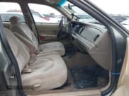 ✅ 2002 Ford Crown Victoria Police Interceptor • VIN: 2FAFP71W52X143053 • Лот: 41594827. Опубликован ранее на IAAI с пробегом 210 078 миль. Бесплатный доступ к архиву аукционных продаж из США и подробный отчёт об истории автомобиля на DreamBid. Изображение 5.