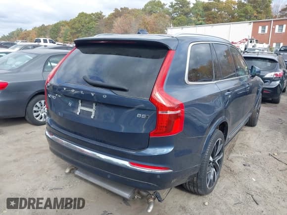 ✅ 2023 Volvo XC90 Plus • VIN: YV4L12PN3P1961295 • Lot: 43534777. Wystawiony na IAAI z przebiegiem Nie podano. Bezpłatny archiwum sprzedaży aukcyjnych z USA i szczegółowy raport historii pojazdu na DreamBid. Zdjęcie 4.