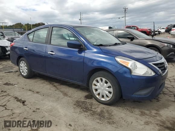✅ 2018 Nissan Versa S • VIN: 3N1CN7AP7JL883587 • Lot: 71302624. Listed on Copart with 98,184 mi. Free auction sales archive from the USA and detailed vehicle history report at DreamBid. Image 4.