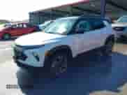 2025 Chevrolet TrailBlazer RS с VIN KL79MUSL3SB005207, выставлен на аукционе IAAI как лот 42678474 с пробегом 3 059 миль миль и . История ставок и продаж доступна на DreamBid. Изображение 18.