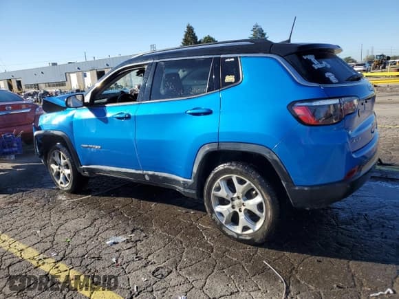 ✅ 2022 Jeep Compass Limited • VIN: 3C4NJDCBXNT136640 • Лот: 85648305. Опубликован ранее на Copart с пробегом 43 637 миль. Бесплатный доступ к архиву аукционных продаж из США и подробный отчёт об истории автомобиля на DreamBid. Изображение 2.