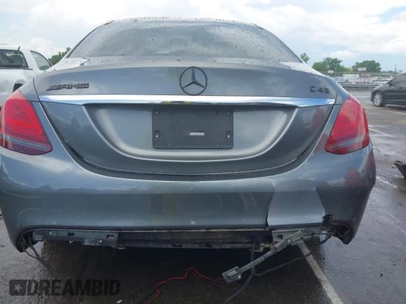 ✅ 2019 Mercedes-Benz C 43 AMG • VIN: 55SWF6EB9KU292191 • Lot: 42231741. Listed on IAAI with 80,572 mi. Free auction sales archive from the USA and detailed vehicle history report at DreamBid. Image 16.