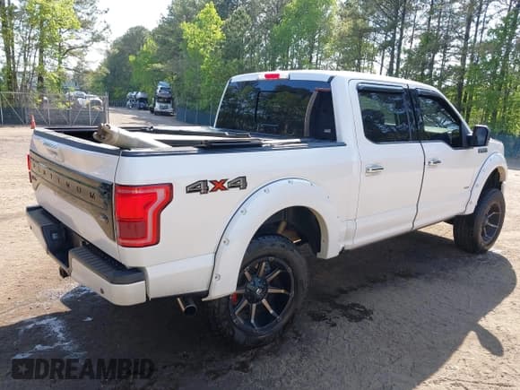✅ 2015 Ford F-150 XLT • VIN: 1FTEW1EG2FFC77044 • Лот: 42094571. Опубликован ранее на IAAI с пробегом 213 408 миль. Бесплатный доступ к архиву аукционных продаж из США и подробный отчёт об истории автомобиля на DreamBid. Изображение 4.