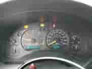 2002 Chevrolet Blazer LS z VIN 1GNDT13W02K155161, wystawiony jako Copart lot #80033774 z przebiegiem 145 425 mil mil oraz Szkoda całkowita • Salvage title. Historia ofert i sprzedaży dostępna na DreamBid. Obrazek 9.