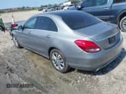 ✅ 2016 Mercedes-Benz C 300 • VIN: WDDWF4JB0GR161167 • Lot: 42571563. Wystawiony na IAAI z przebiegiem 229 252 mil. Bezpłatny archiwum sprzedaży aukcyjnych z USA i szczegółowy raport historii pojazdu na DreamBid. Zdjęcie 3.