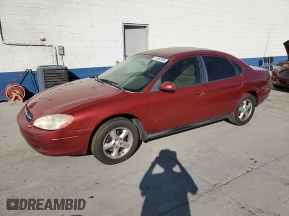 ✅ 2001 Ford Taurus SE • VIN: 1FAFP53UX1G152917 • Лот: 71552905. Опубликован ранее на Copart с пробегом 258 302 миль. Бесплатный доступ к архиву аукционных продаж из США и подробный отчёт об истории автомобиля на DreamBid. Изображение 1.