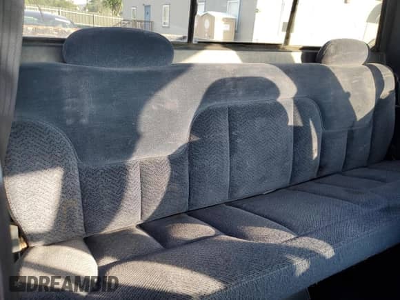 1999 Chevrolet Silverado 1500 с VIN 1GCEK19R2XR130715, выставлен на аукционе Copart как лот 70545035 с пробегом 297 221 миль миль и Списание • Salvage title. История ставок и продаж доступна на DreamBid. Изображение 10.