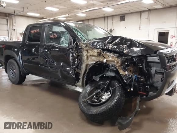 ✅ 2025 Nissan Frontier SV • VIN: 1N6ED1EK9SN649843 • Lot: 42714032. Listed on IAAI with 731 mi. Free auction sales archive from the USA and detailed vehicle history report at DreamBid. Image 6.