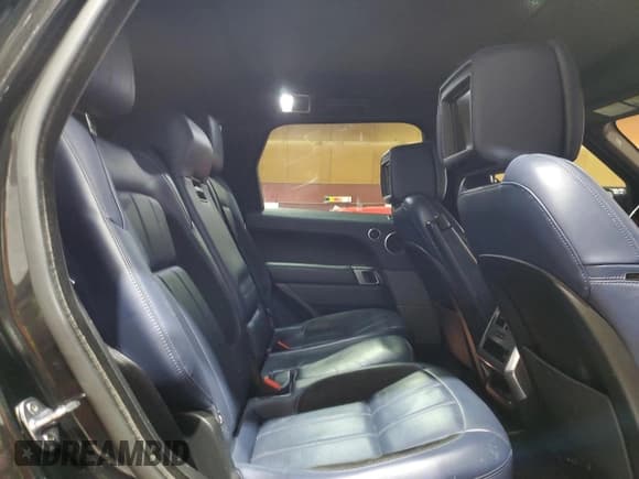 ✅ 2018 Land Rover Range Rover Sport • VIN: SALWR2RE6JA196959 • Lot: 89715455. Wystawiony na Copart z przebiegiem 96 639 mil. Bezpłatny archiwum sprzedaży aukcyjnych z USA i szczegółowy raport historii pojazdu na DreamBid. Zdjęcie 11.