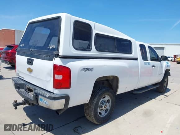 ✅ 2013 Chevrolet Silverado 2500HD Work Truck • VIN: 1GC2KVCG7DZ269218 • Lot: 42392002. Wystawiony na IAAI z przebiegiem 357 324 mil. Bezpłatny archiwum sprzedaży aukcyjnych z USA i szczegółowy raport historii pojazdu na DreamBid. Zdjęcie 4.