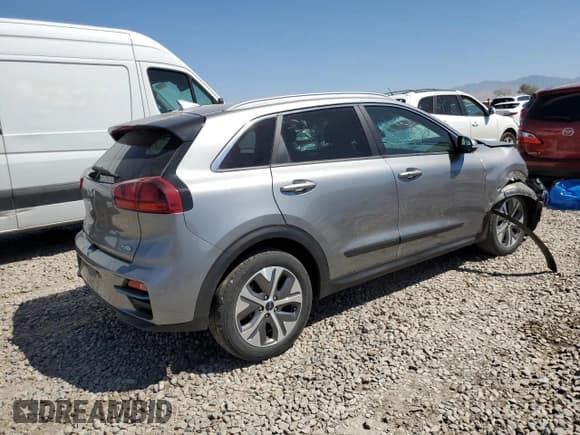 ✅ 2022 Kia Niro EX • VIN: KNDCC3LG5N5116674 • Lot: 69696615. Listed on Copart with 41,452 mi. Free auction sales archive from the USA and detailed vehicle history report at DreamBid. Image 3.