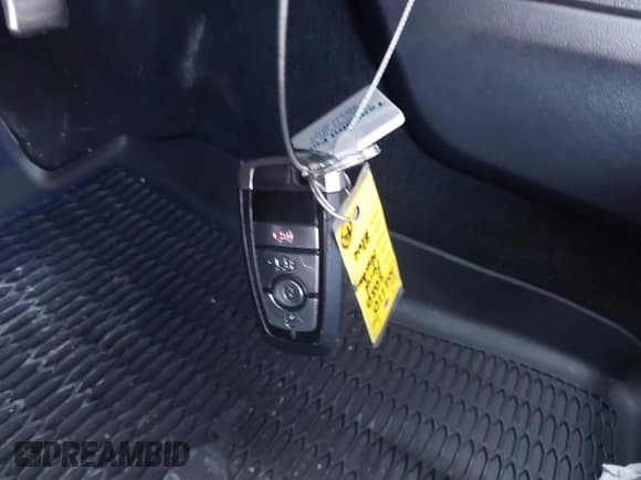 ✅ 2020 Ford Mustang GT Premium • VIN: 1FATP8FF5L5156633 • Lot: 41648944. Listed on IAAI with 30,939 mi. Free auction sales archive from the USA and detailed vehicle history report at DreamBid. Image 11.