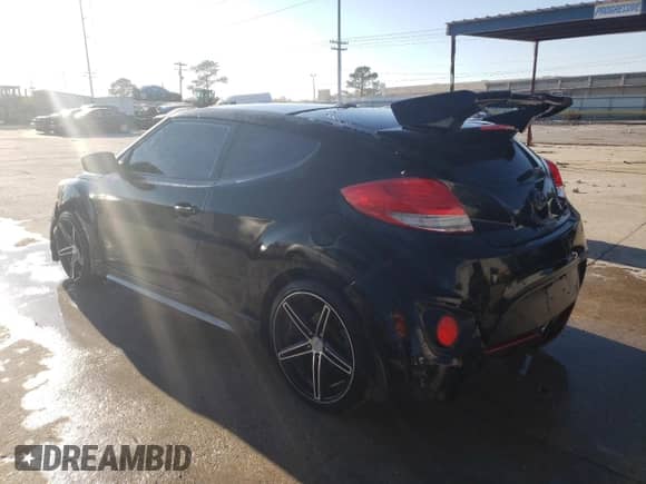 2015 Hyundai Veloster Turbo z VIN KMHTC6AE8FU241173, wystawiony jako Copart lot #40641794 z przebiegiem 96 293 mil mil oraz . Historia ofert i sprzedaży dostępna na DreamBid. Obrazek 2.