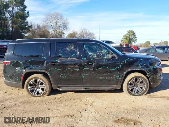 ✅ 2022 Jeep Wagoneer Series III • VIN: 1C4SJUDT3NS109405 • Lot: 41359783. Listed on IAAI with 73,653 mi. Free auction sales archive from the USA and detailed vehicle history report at DreamBid. Image 6.