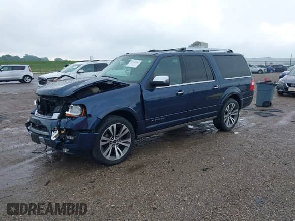 ✅ 2015 Ford Expedition Max Platinum • VIN: 1FMJK1MT7FEF36847 • Lot: 42366852. Listed on IAAI with 153,552 mi. Free auction sales archive from the USA and detailed vehicle history report at DreamBid. Image 17.