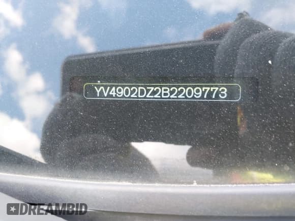 ✅ 2011 Volvo XC60 3.0T • VIN: YV4902DZ2B2209773 • Lot: 43820054. Wystawiony na IAAI z przebiegiem 177 501 mil. Bezpłatny archiwum sprzedaży aukcyjnych z USA i szczegółowy raport historii pojazdu na DreamBid. Zdjęcie 9.