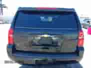 2018 Chevrolet Suburban LS z VIN 1GNSKGKC6JR150248, wystawiony jako IAAI lot #42219120 z przebiegiem 48 321 mil mil oraz . Historia ofert i sprzedaży dostępna na DreamBid. Obrazek 16.