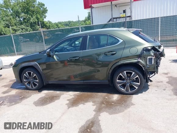✅ 2019 Lexus UX 200 • VIN: JTHY3JBH2K2008268 • Lot: 42777537. Wystawiony na IAAI z przebiegiem 53 089 mil. Bezpłatny archiwum sprzedaży aukcyjnych z USA i szczegółowy raport historii pojazdu na DreamBid. Zdjęcie 15.
