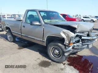 ✅ 2000 Chevrolet Silverado 2500 • VIN: 1GCGC24RXYR197177 • Lot: 42565705. Wystawiony na IAAI z przebiegiem 161 220 mil. Bezpłatny archiwum sprzedaży aukcyjnych z USA i szczegółowy raport historii pojazdu na DreamBid. Zdjęcie 1.