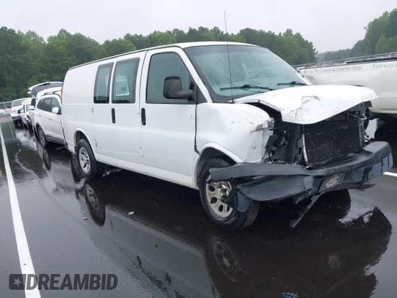 ✅ 2014 Chevrolet Express Cargo • VIN: 1GCSGAFX6E1137945 • Lot: 42930203. Listed on IAAI with 188,471 mi. Free auction sales archive from the USA and detailed vehicle history report at DreamBid. Image 1.