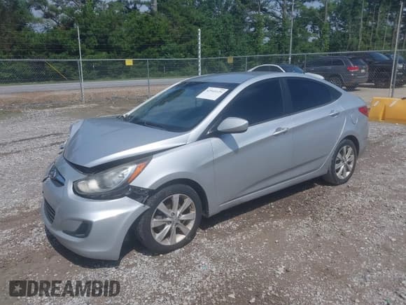 ✅ 2013 Hyundai Accent GLS • VIN: KMHCU4AE3DU376186 • Lot: 42545129. Listed on IAAI with 99,994 mi. Free auction sales archive from the USA and detailed vehicle history report at DreamBid. Image 2.