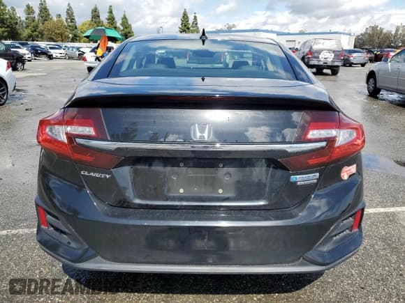 ✅ 2018 Honda Clarity Touring • VIN: JHMZC5F36JC006932 • Лот: 46581553. Опубликован ранее на Copart с пробегом 119 529 миль. Бесплатный доступ к архиву аукционных продаж из США и подробный отчёт об истории автомобиля на DreamBid. Изображение 6.