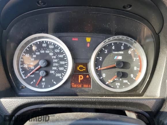 2008 BMW 3 Series M3 z VIN WBSWL935X8P331533, wystawiony jako Copart lot #91473545 z przebiegiem 105 128 mil mil oraz Czysty tytuł • Clean title. Historia ofert i sprzedaży dostępna na DreamBid. Obrazek 9.