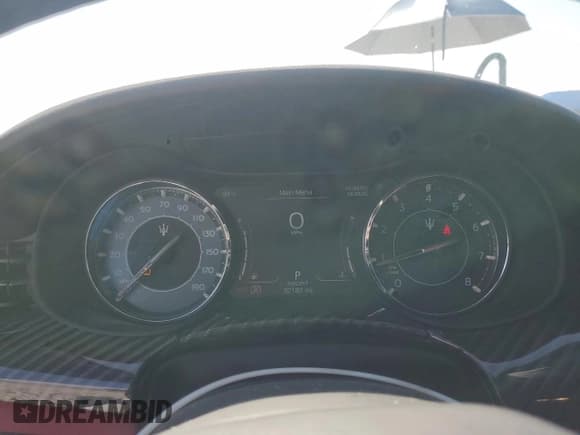 ✅ 2022 Maserati Quattroporte Modena Q4 • VIN: ZAM56YRM0N1384884 • Lot: 62462175. Listed on Copart with 32,182 mi. Free auction sales archive from the USA and detailed vehicle history report at DreamBid. Image 9.