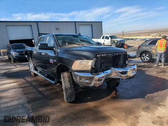 ✅ 2016 Ram 2500 SLT • VIN: 3C6TR5DTXGG333730 • Lot: 50763345. Listed on Copart with 113,764 mi. Free auction sales archive from the USA and detailed vehicle history report at DreamBid. Image 13.