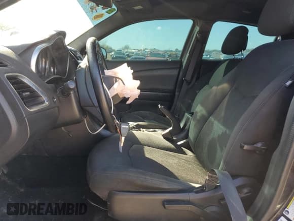 ✅ 2014 Dodge Avenger SE • VIN: 1C3CDZAB1EN224091 • Лот: 46644794. Опубликован ранее на Copart с пробегом 185 474 миль. Бесплатный доступ к архиву аукционных продаж из США и подробный отчёт об истории автомобиля на DreamBid. Изображение 7.