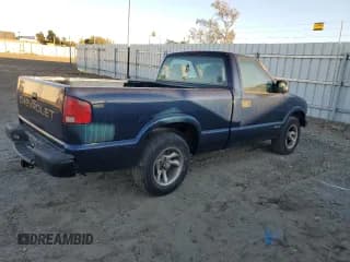 ✅ 2000 Chevrolet S-10 LS • VIN: 1GCCS14W2Y8248498 • Лот: 79344824. Опубликован ранее на Copart с пробегом 95 800 миль. Бесплатный доступ к архиву аукционных продаж из США и подробный отчёт об истории автомобиля на DreamBid. Изображение 3.
