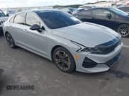 ✅ 2023 Kia K5 GT-Line • VIN: 5XXG64J29PG187977 • Lot: 43410232. Wystawiony na IAAI z przebiegiem 83 877 mil. Bezpłatny archiwum sprzedaży aukcyjnych z USA i szczegółowy raport historii pojazdu na DreamBid. Zdjęcie 1.