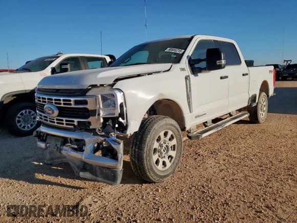 ✅ 2024 Ford F-250 XL • VIN: 1FT7W2BT7REE52785 • Лот: 90885215. Опубликован ранее на Copart с пробегом 44 829 миль. Бесплатный доступ к архиву аукционных продаж из США и подробный отчёт об истории автомобиля на DreamBid. Изображение 1.