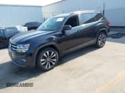 ✅ 2018 Volkswagen Atlas SE • VIN: 1V2CR2CA2JC534411 • Lot: 42672188. Wystawiony na IAAI z przebiegiem 97 392 mil. Bezpłatny archiwum sprzedaży aukcyjnych z USA i szczegółowy raport historii pojazdu na DreamBid. Zdjęcie 2.